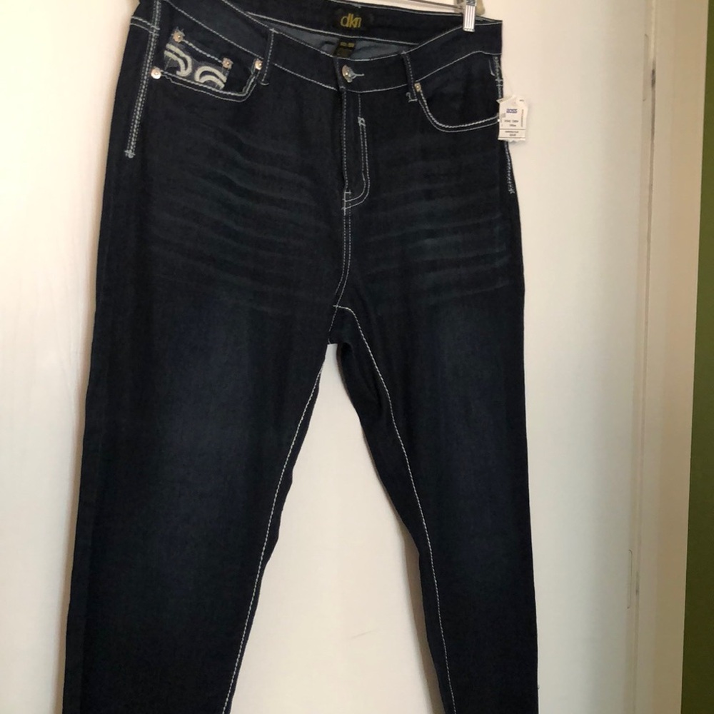 Dark Blue Skinny Jeans with Contrast Stitching - dkn
